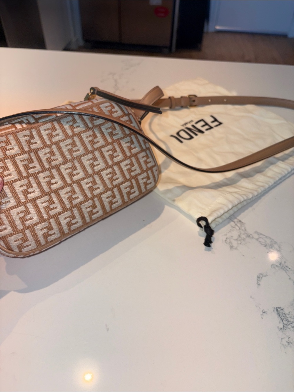 REAL Fendi Tan/Ivory FF Monogram Camera Bag, dust bag, proof of authenticity - Picture 11 of 11